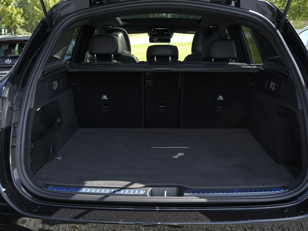 Mercedes-Benz-GLC 450 d-image-15