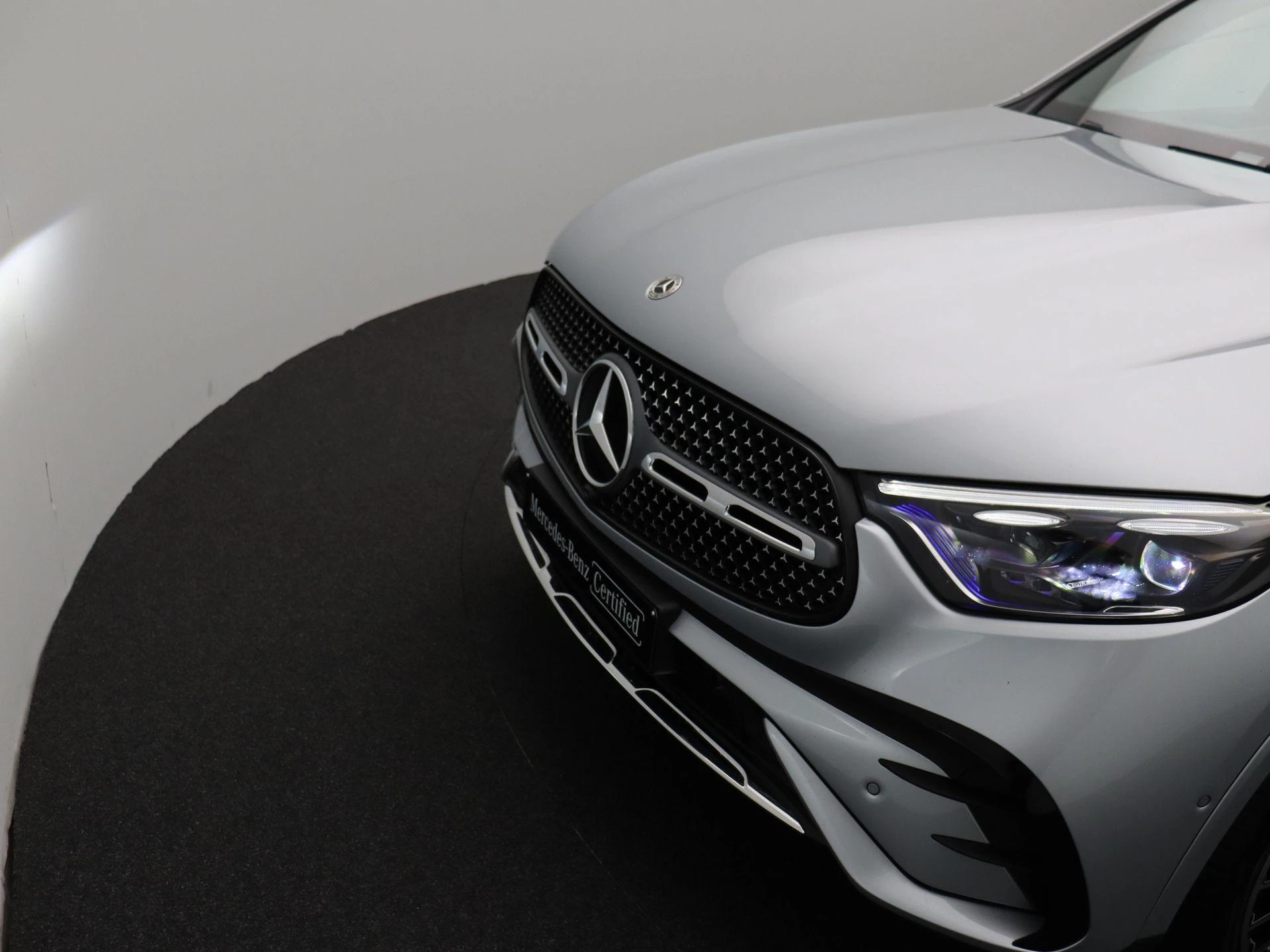 Mercedes-Benz-GLC-image-33