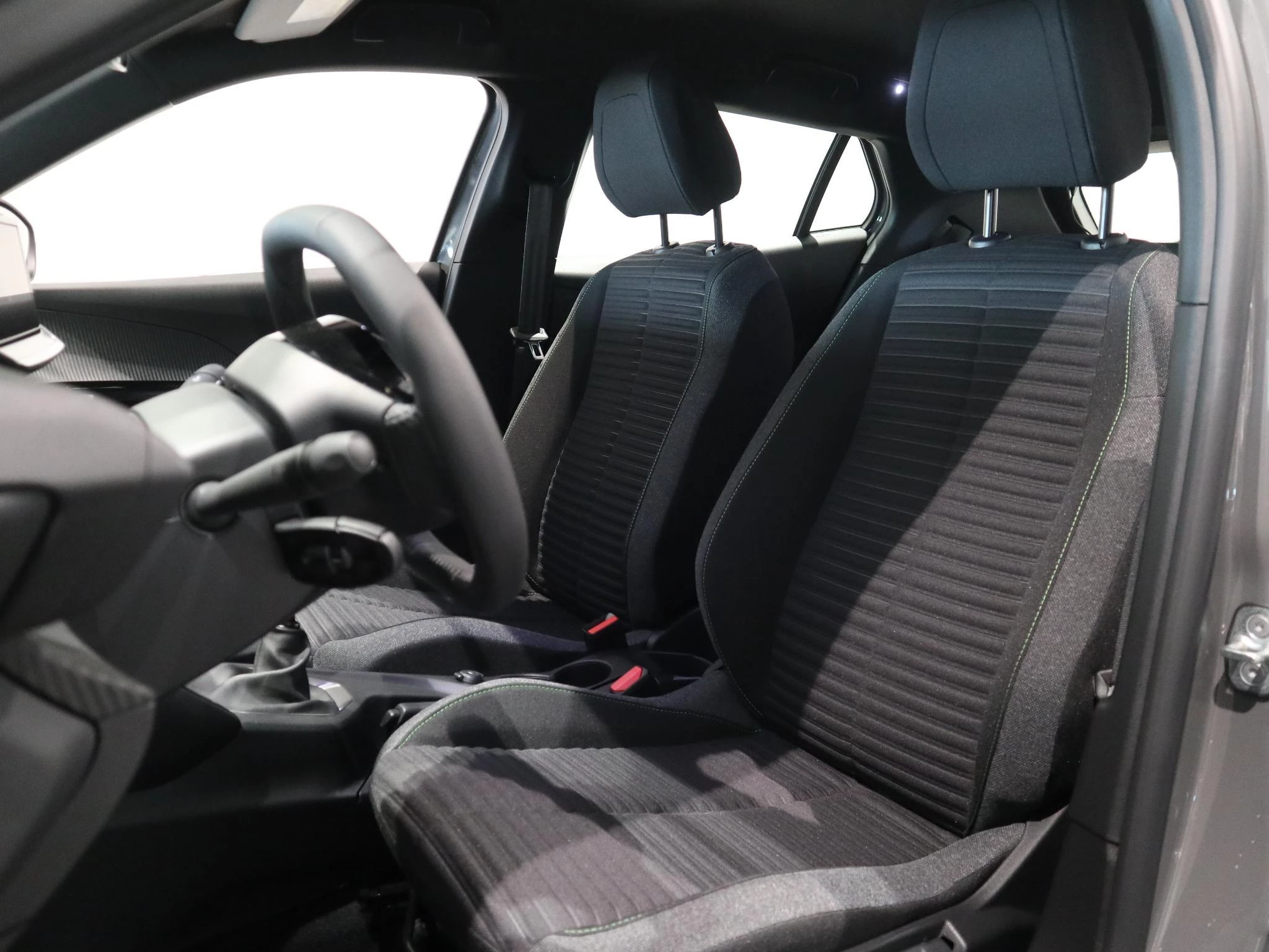 Peugeot-2008-image-4