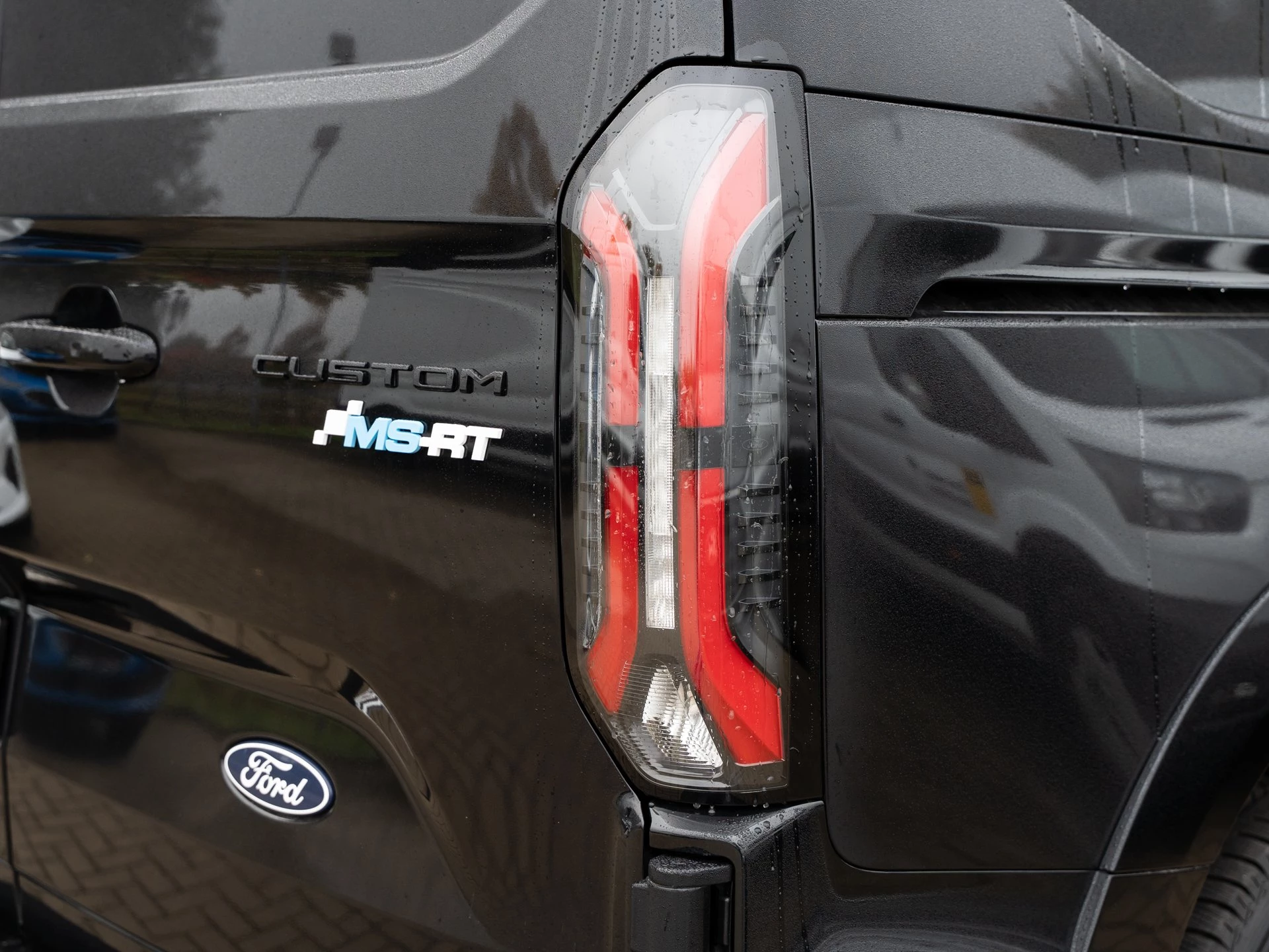 Ford-Transit Custom-image-25