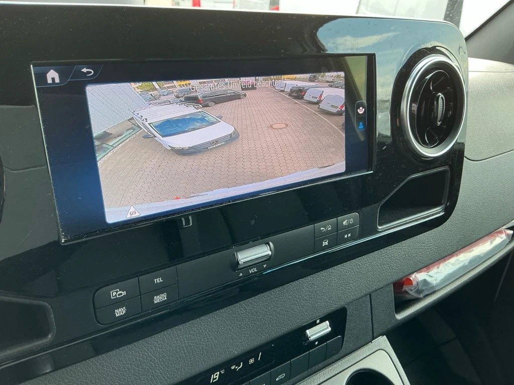 Mercedes-Benz-Sprinter 317-image-13
