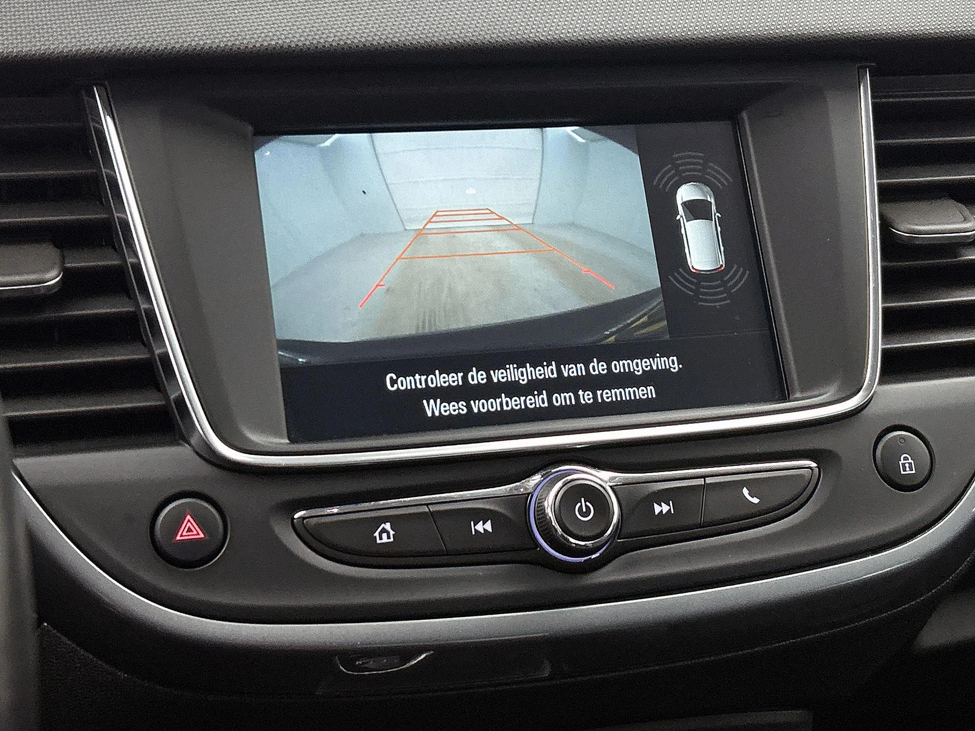 Opel-Crossland X-image-14