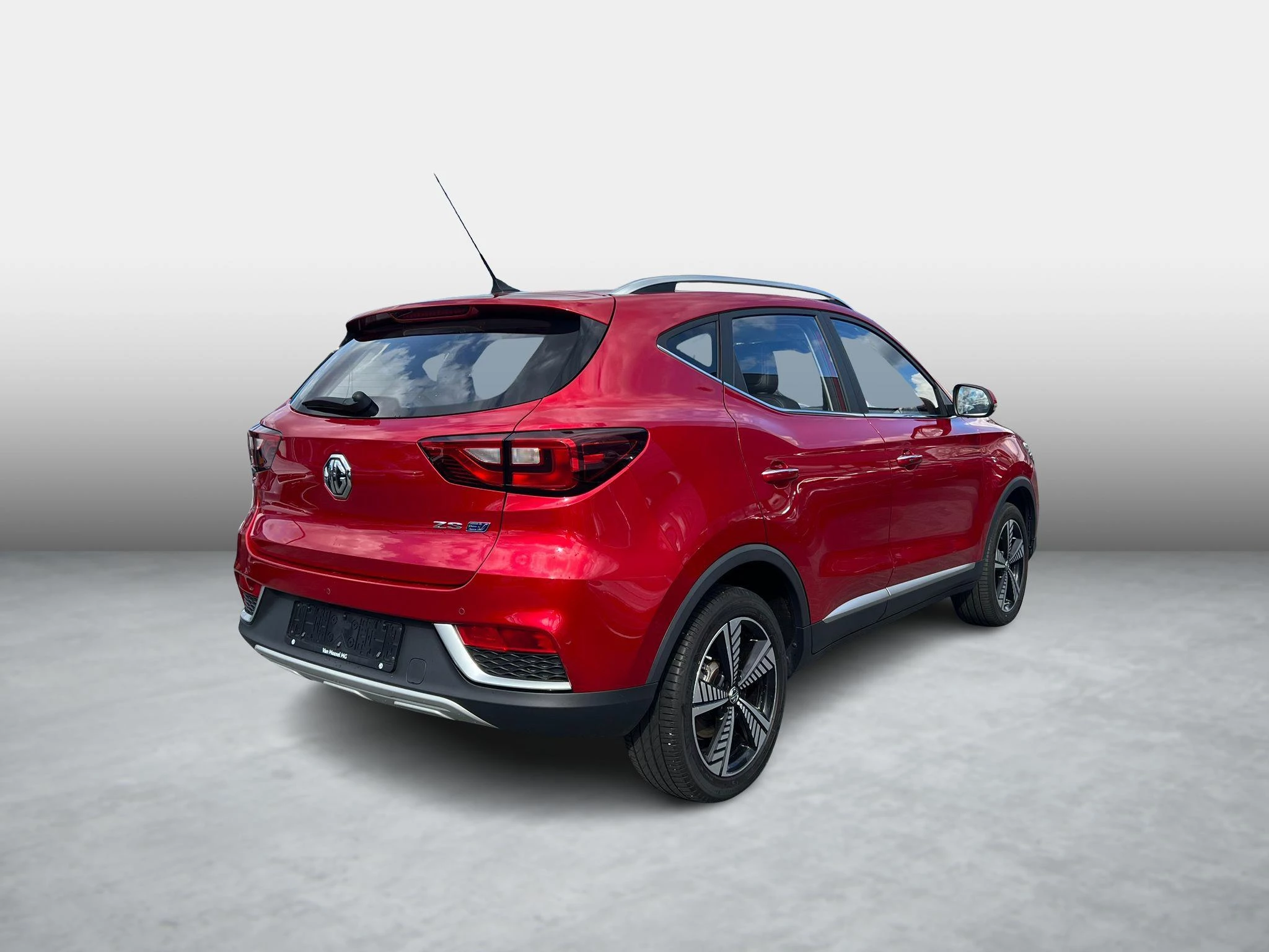 MG-ZS EV-image-3