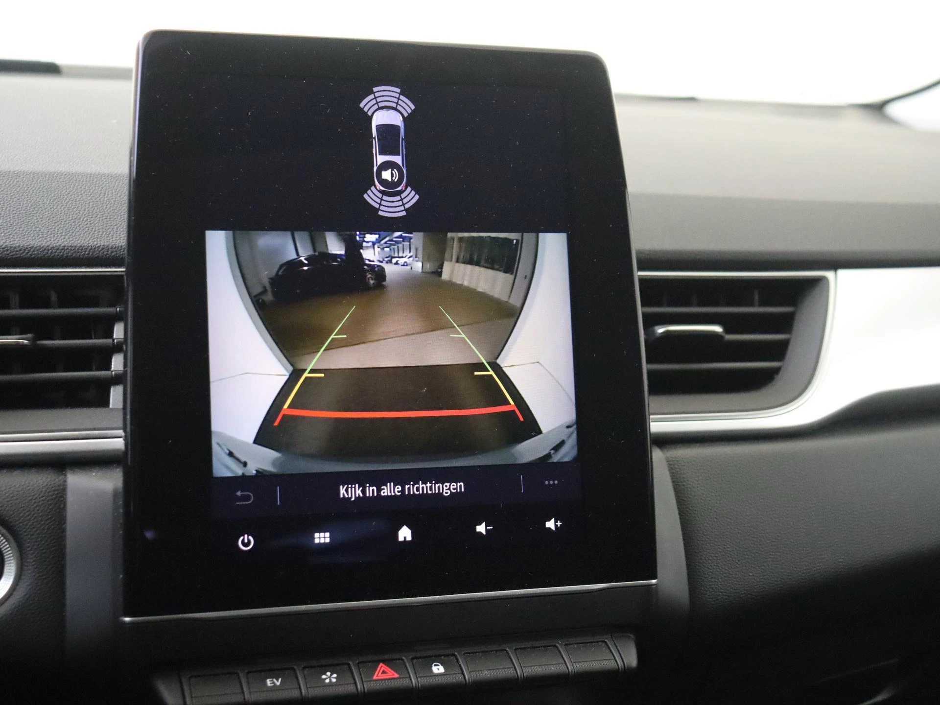 Renault-Captur-image-17