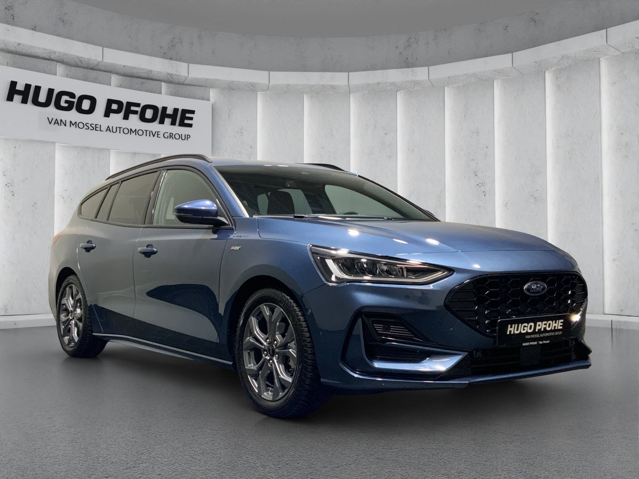 Ford Focus ST-Line X Turnier Aut.*AHK*ACC*HUD*KAM*NAVI*WINTER-PKT.