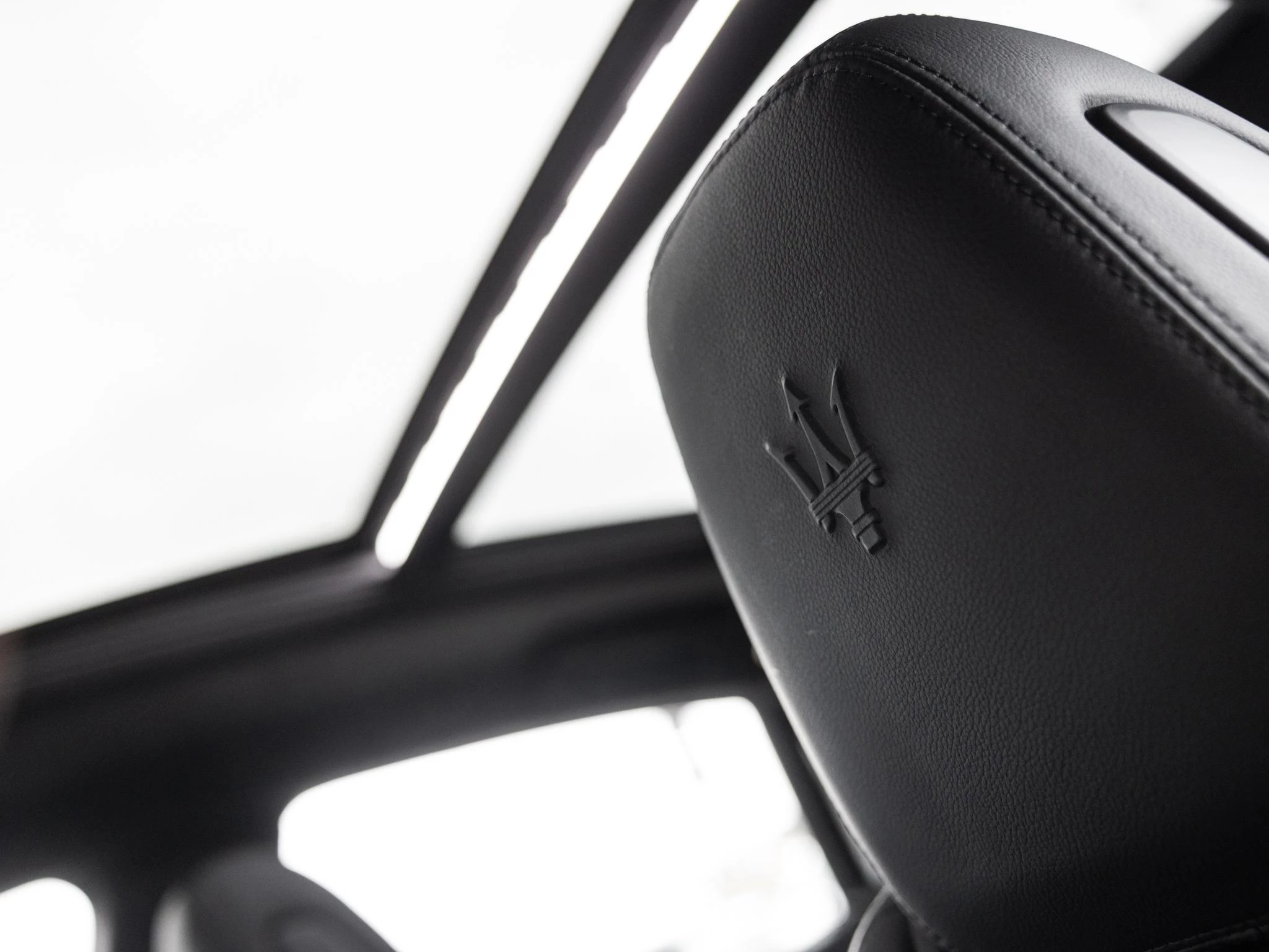 Maserati-Levante-image-27