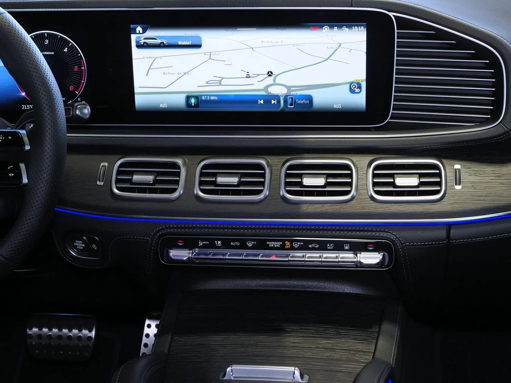 Mercedes-Benz-GLS 450 d-image-9