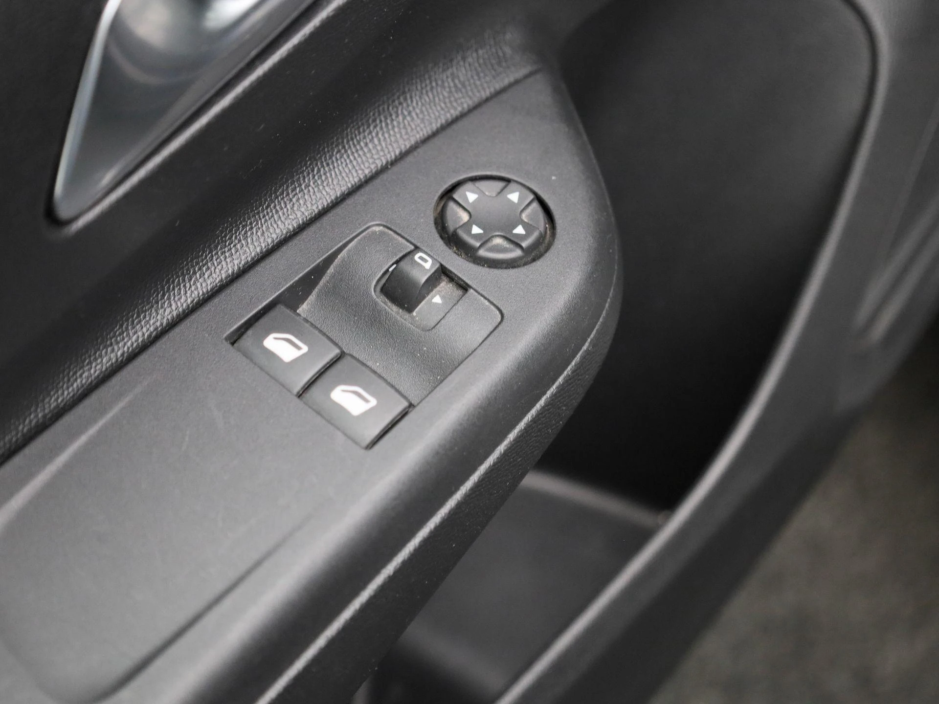 Opel-Corsa-image-24