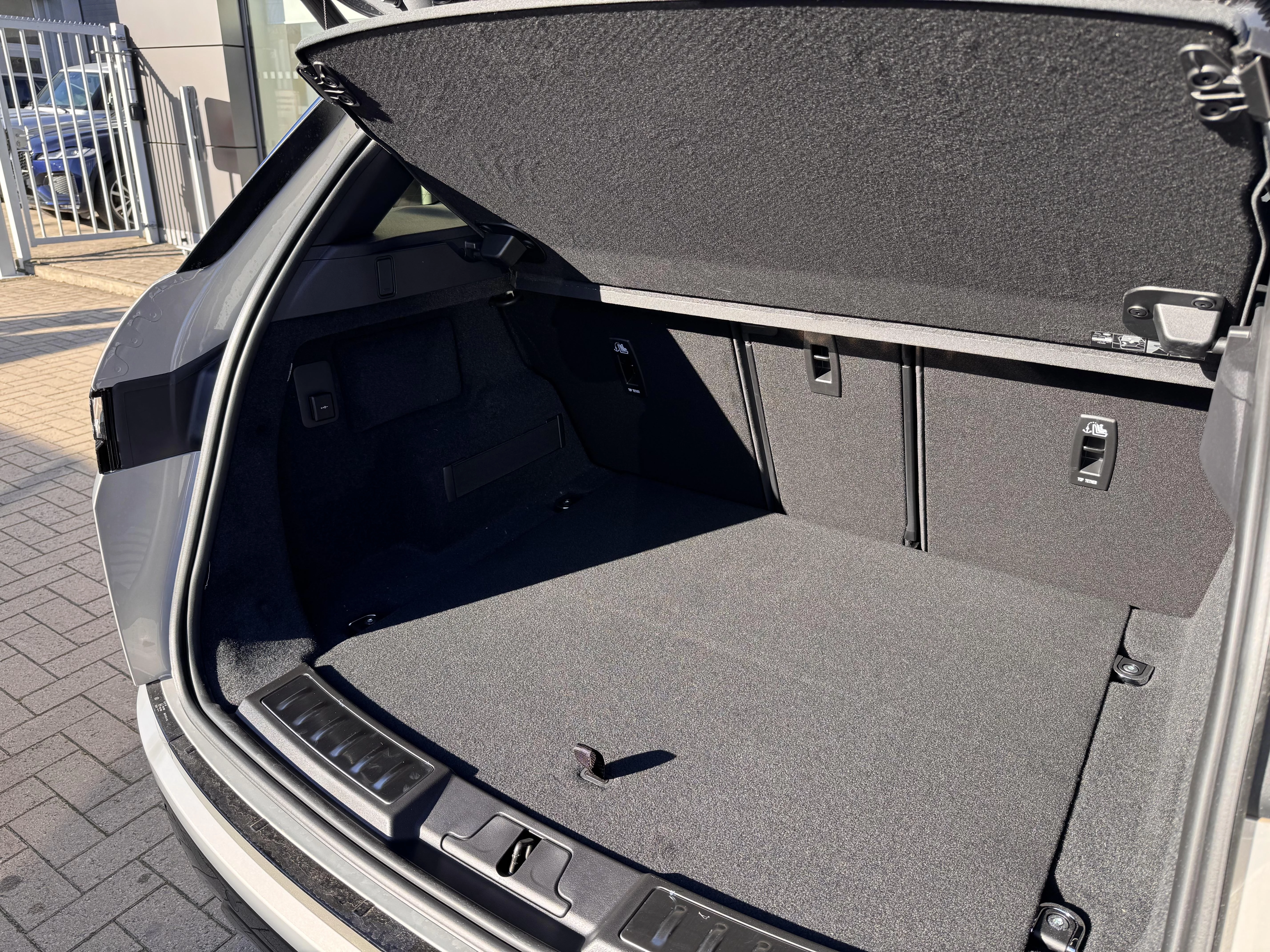 Land Rover Range Rover Evoque P270e Dynamic SE AWD Auto. 26MY