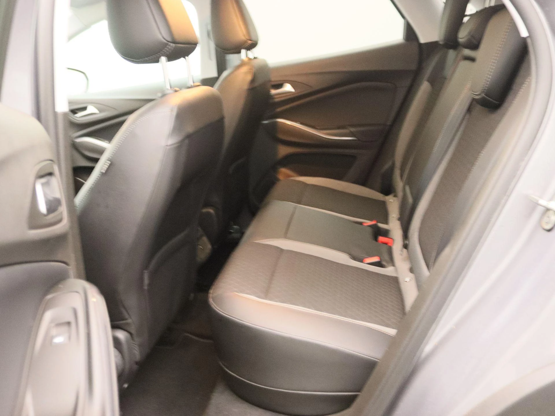 Opel Grandland X 1.6 Turbo Hybrid Elegance