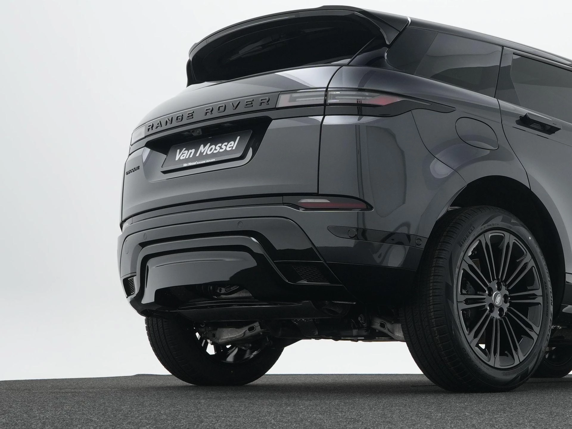 Land Rover-Range Rover Evoque-image-53