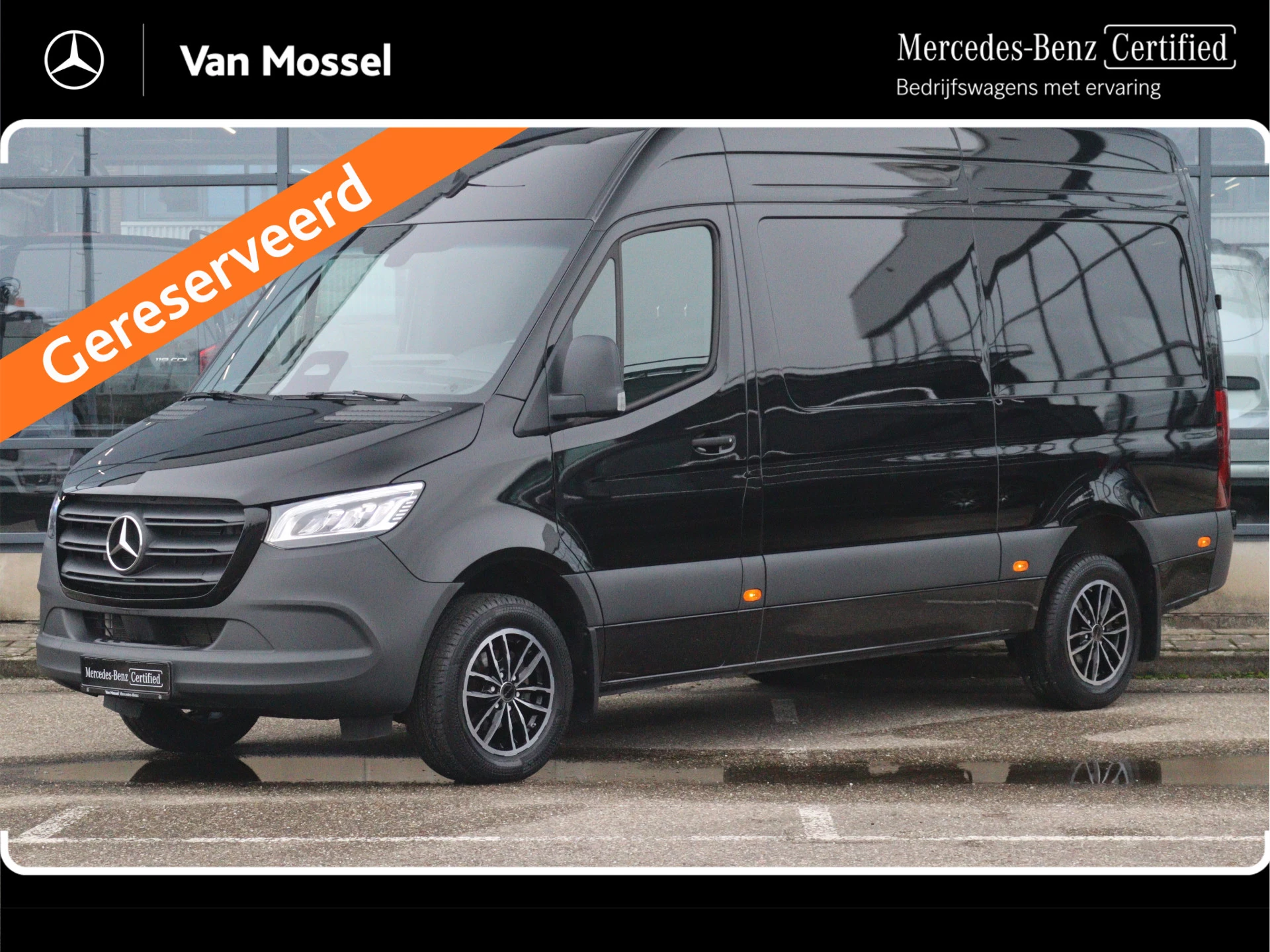 Mercedes-Benz-Sprinter-image-0