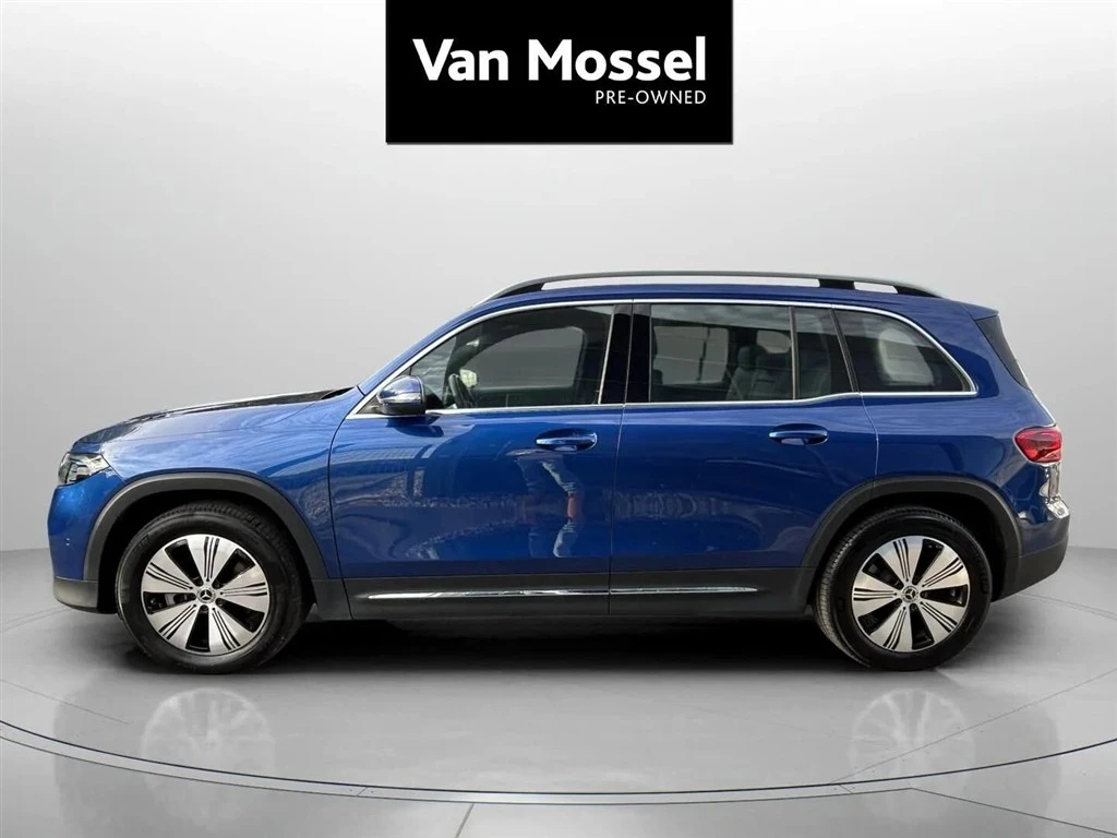 Mercedes-Benz-EQB-image-7