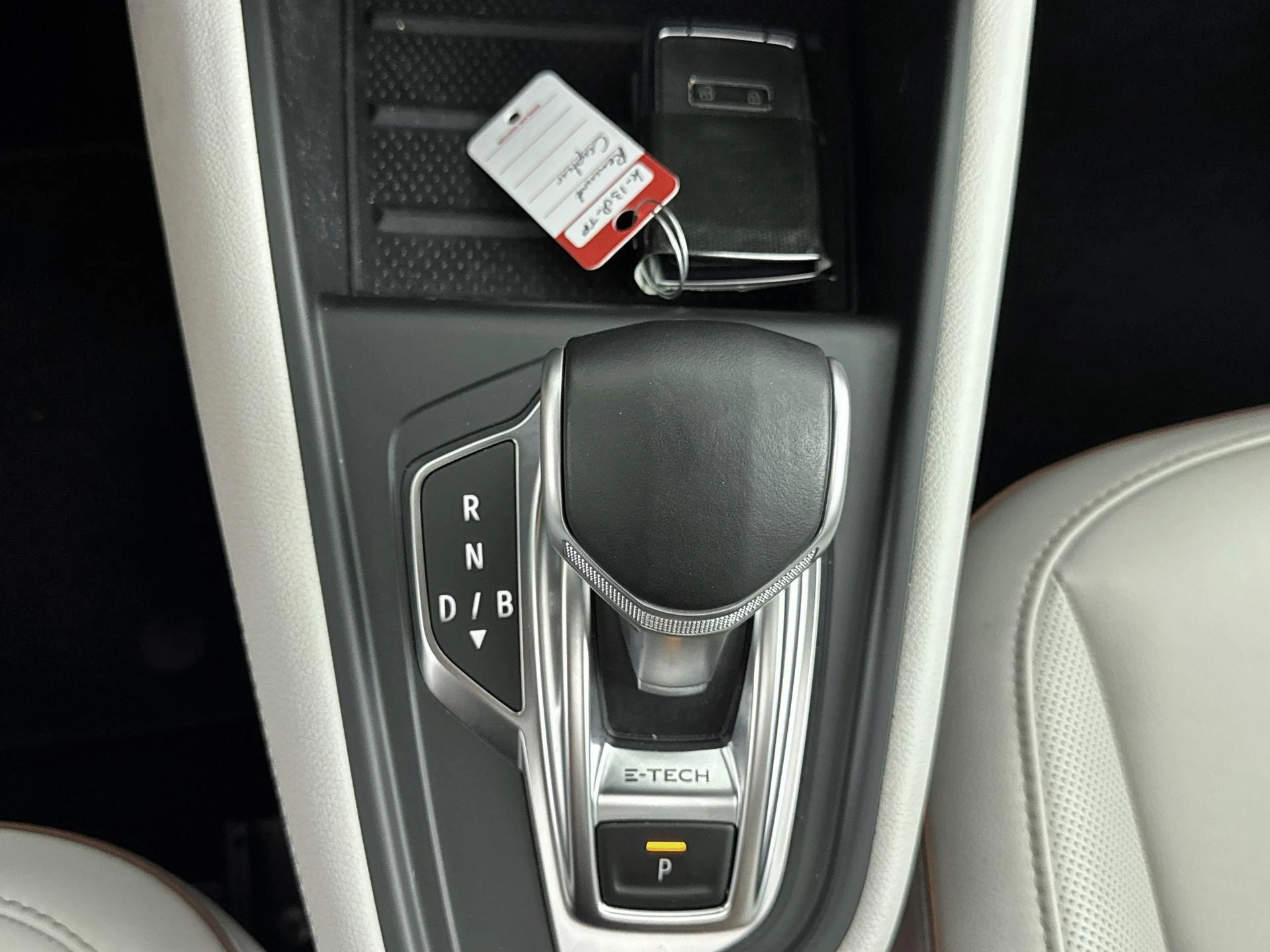 Renault-Captur-image-13