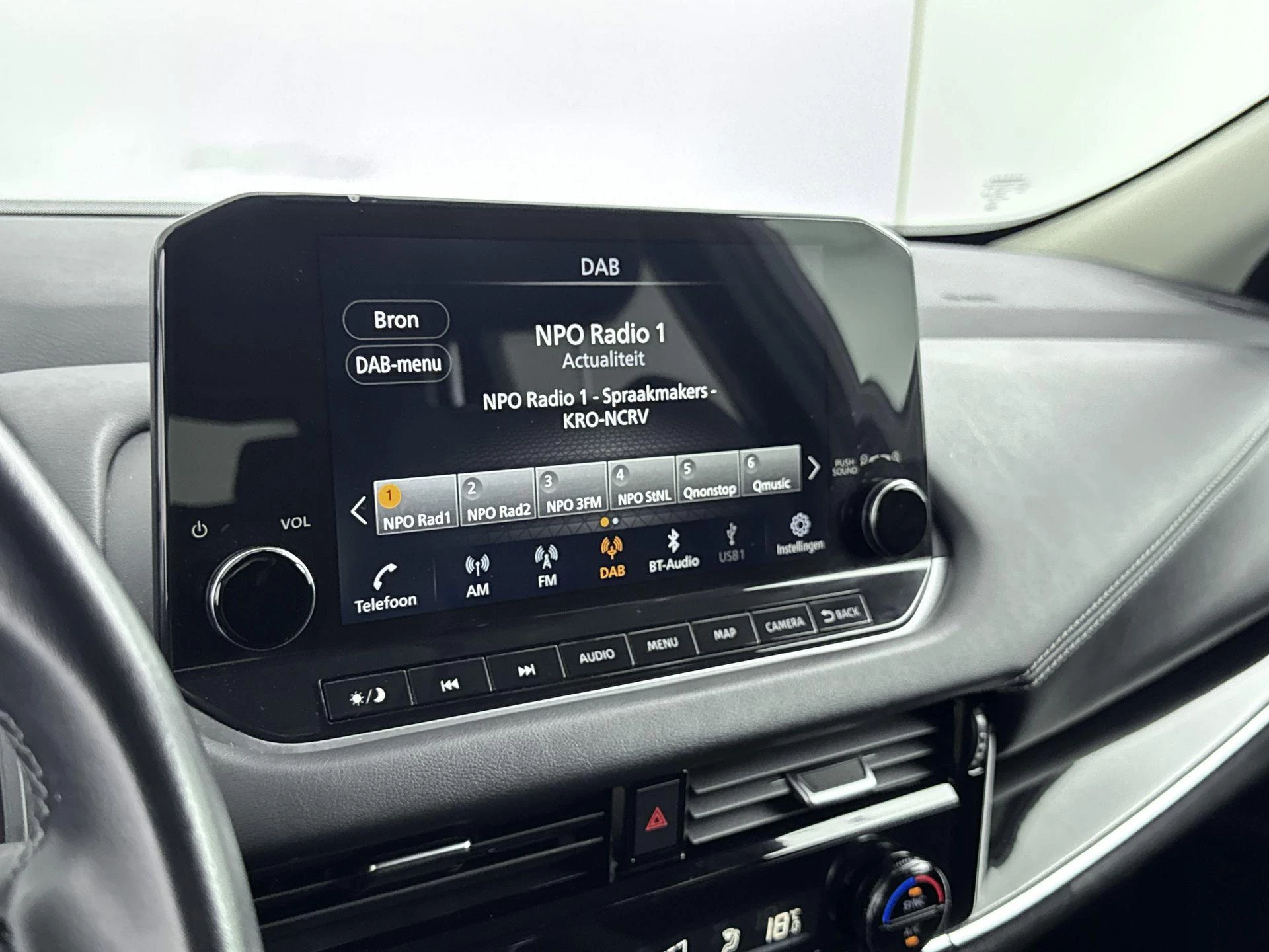 Nissan-QASHQAI-image-6