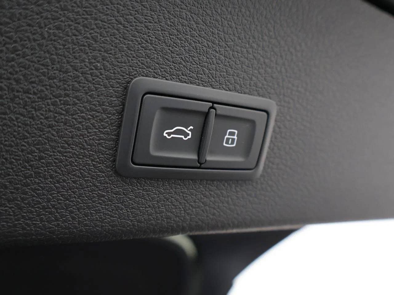Audi-e-tron-image-11