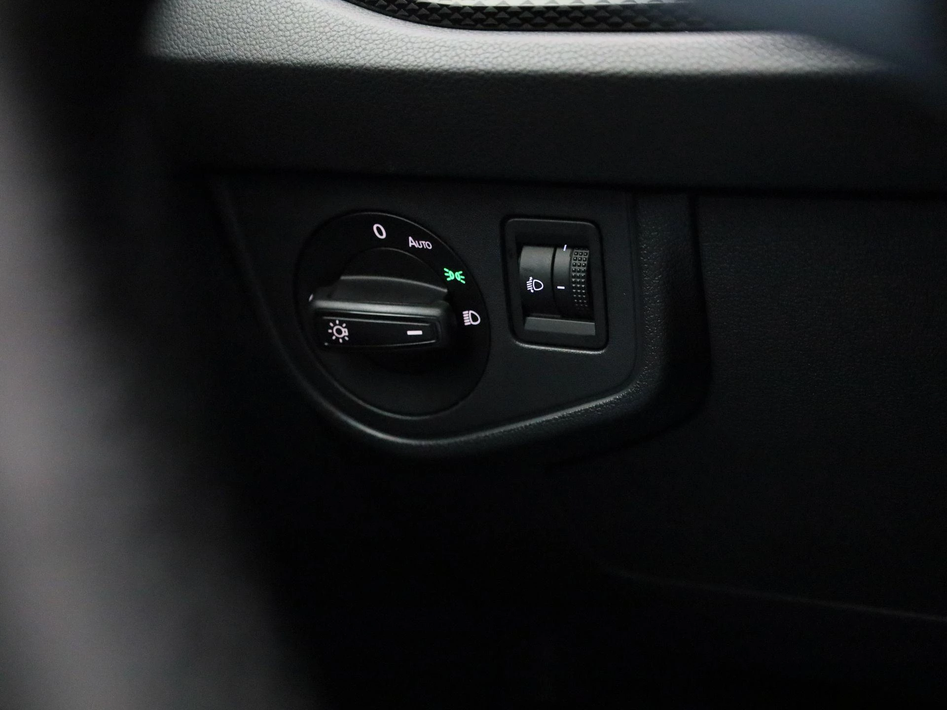 Volkswagen-Taigo-image-24