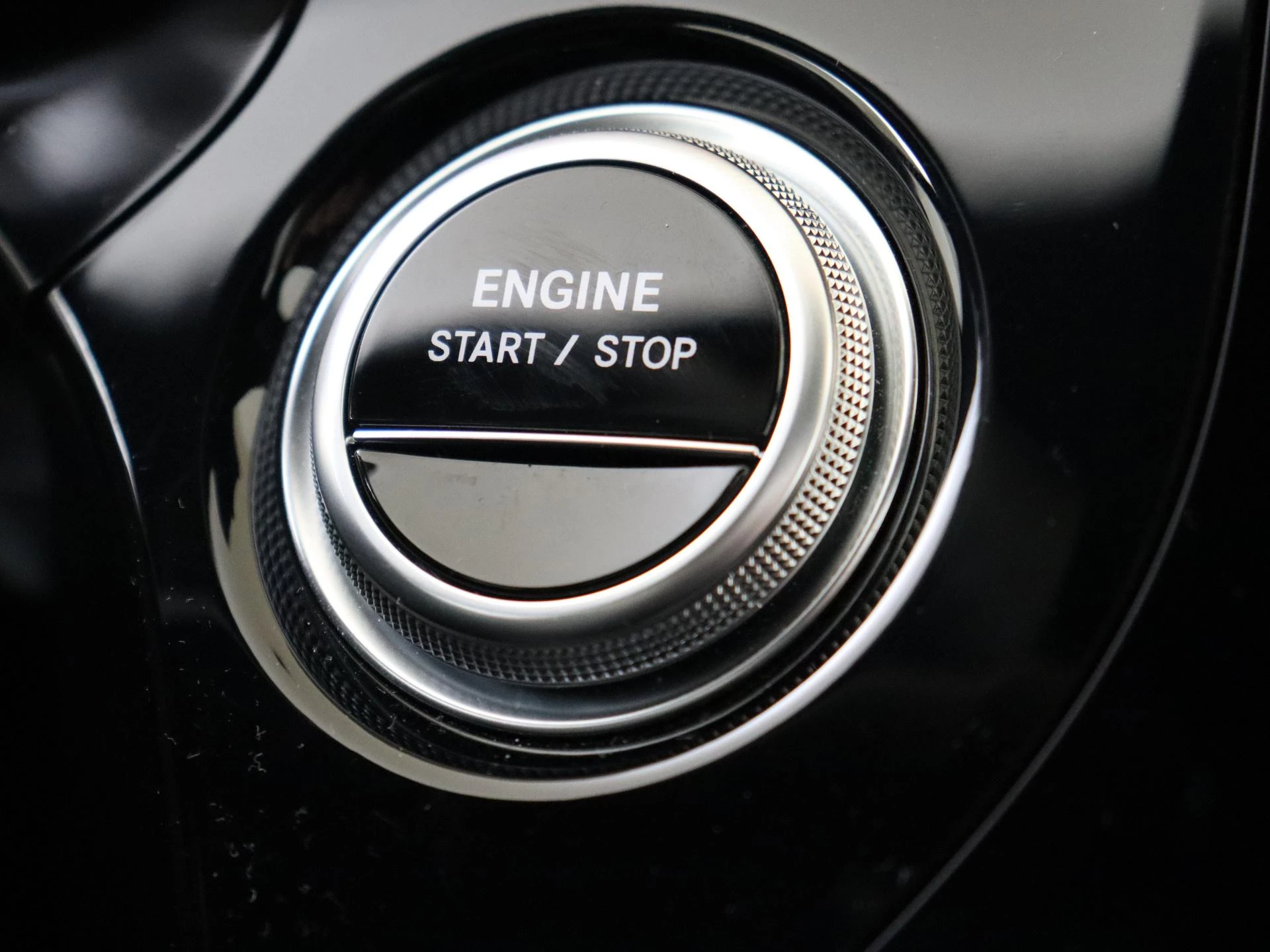 Mercedes-Benz-E-Klasse-image-21