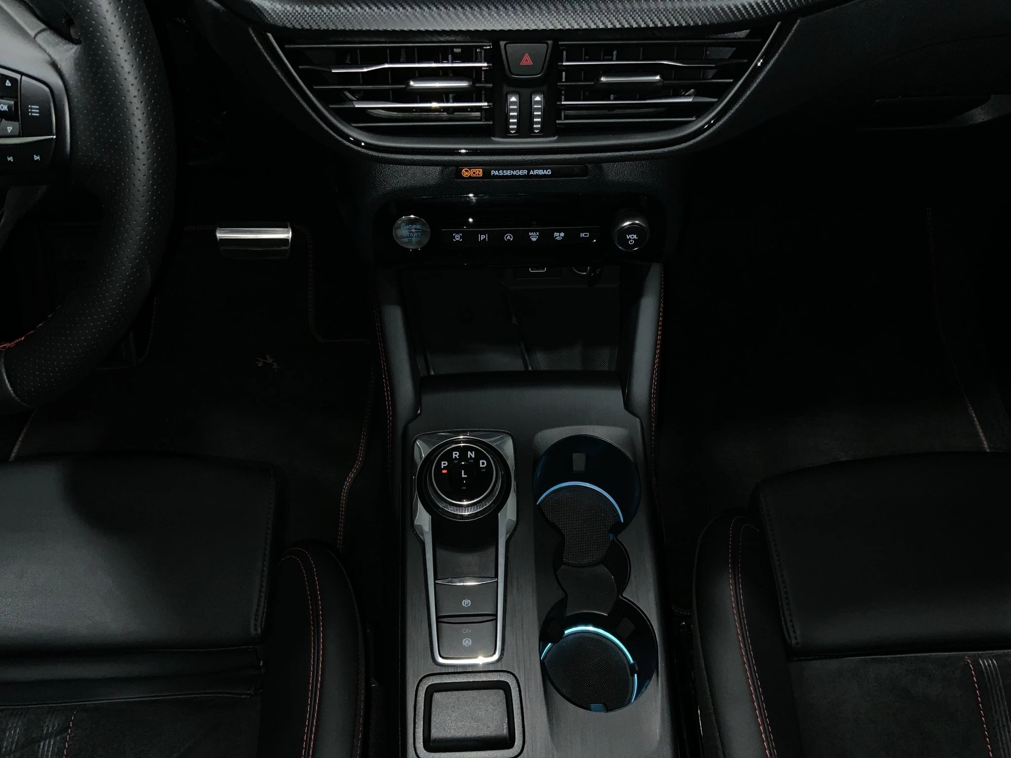 Ford Kuga ST-Line X Aut.*360GRAD*LED-MATRIX*NAVI*GRA*WINTER-PKT.