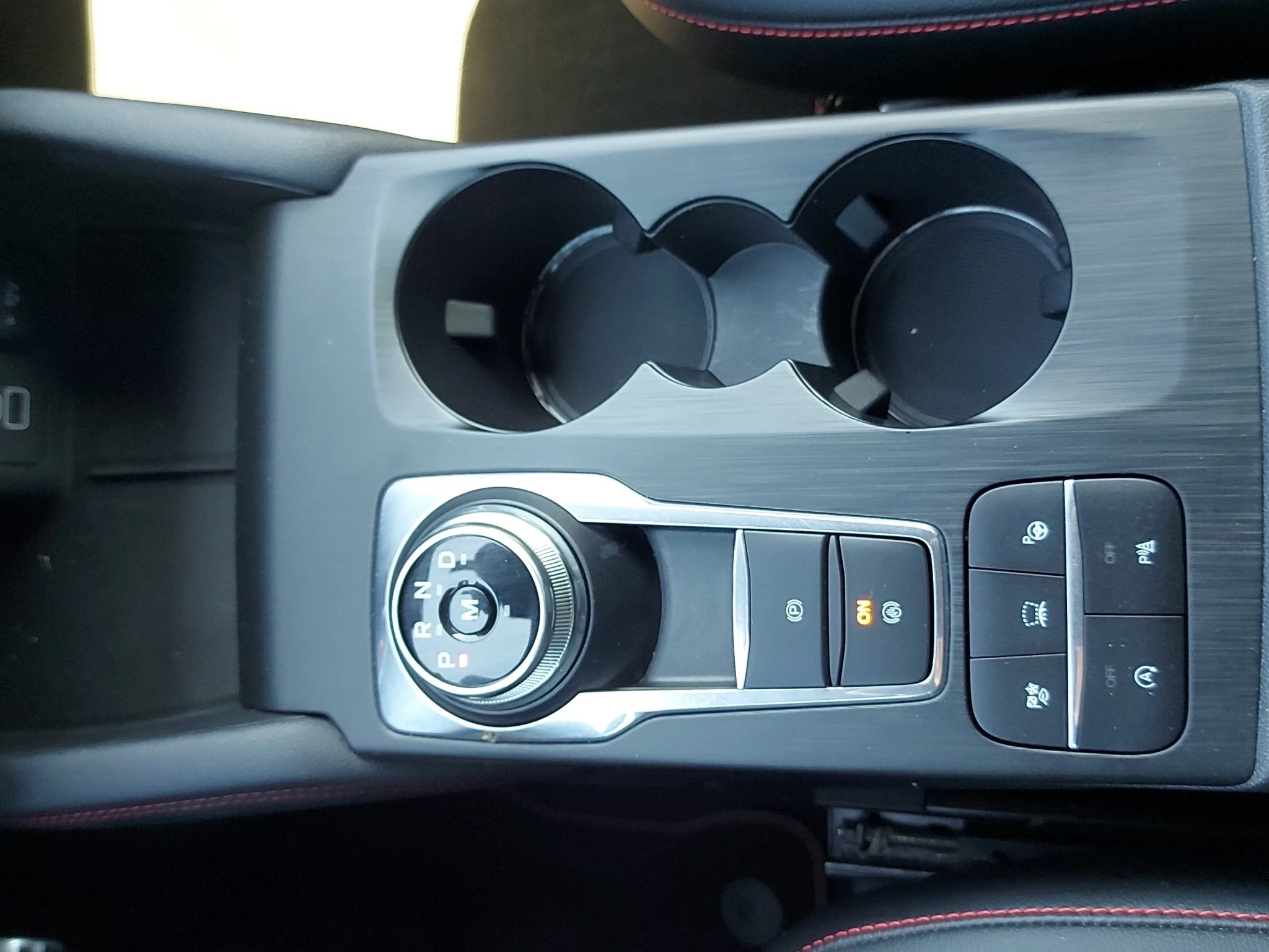 Ford-Kuga-image-19