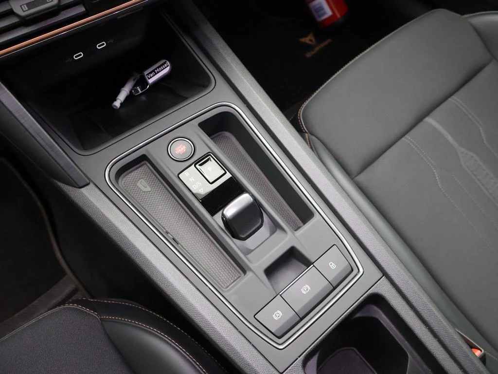 CUPRA Leon Leon 5D MHEV 1.5eTSI 150PK *AUTOMAAT*LEDER*SPORTZETELS*CAMERA*ACC*PDC*NAVI*APP-CONNECT*LED*...*
