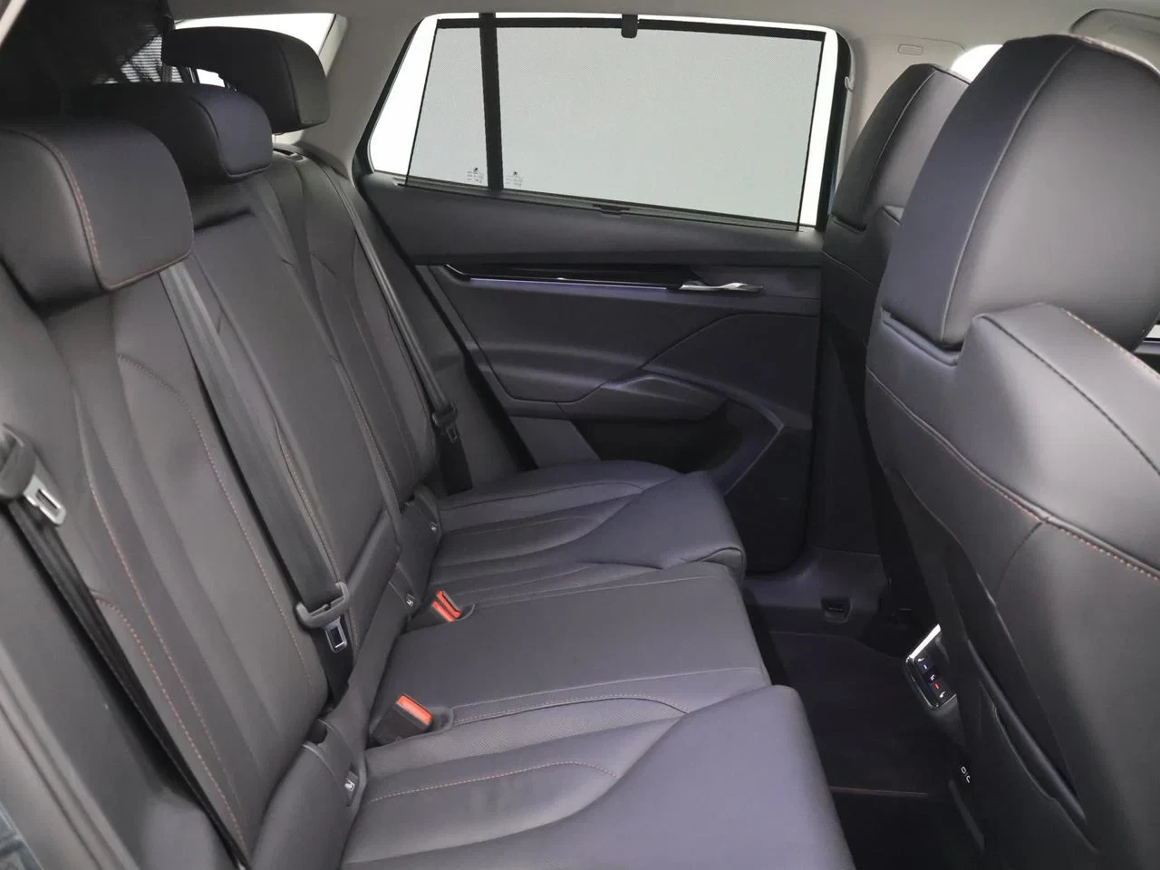 Škoda-Enyaq iV-image-4