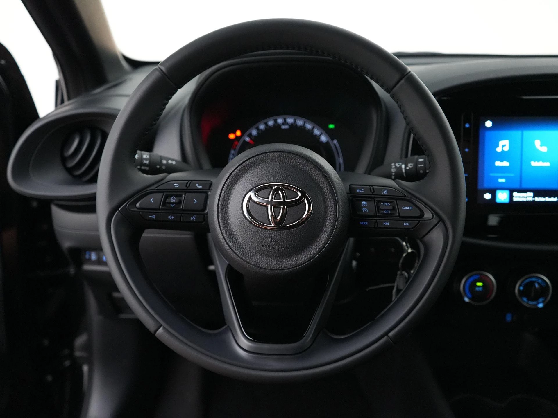 Toyota Aygo X 1.0 VVT-i MT Play