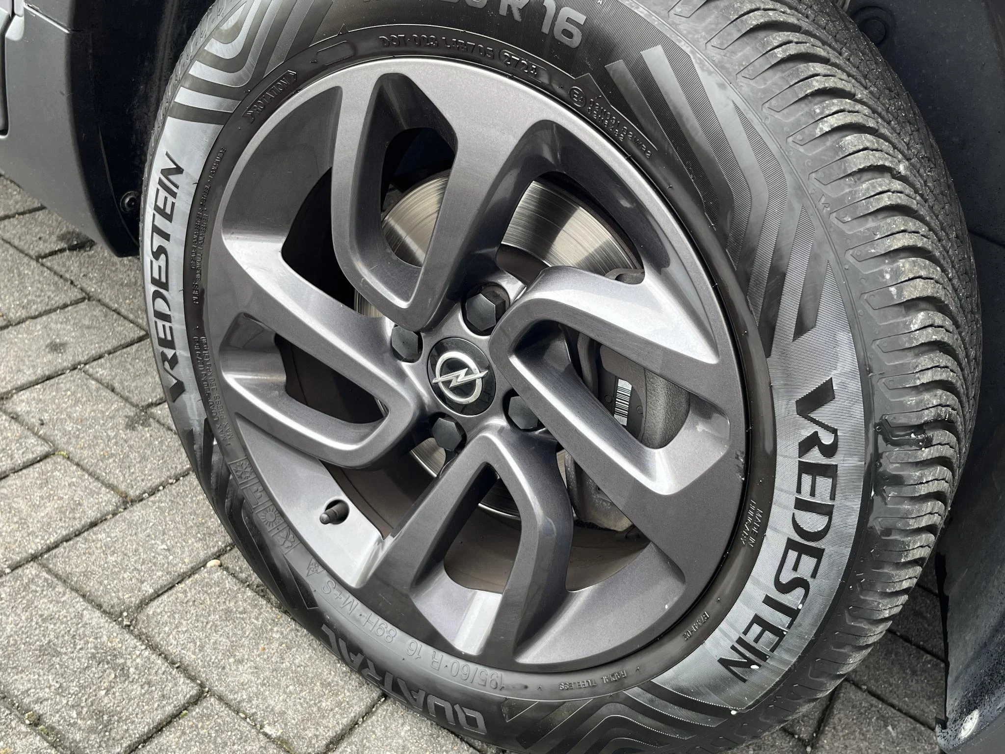 Opel-Crossland X-image-12