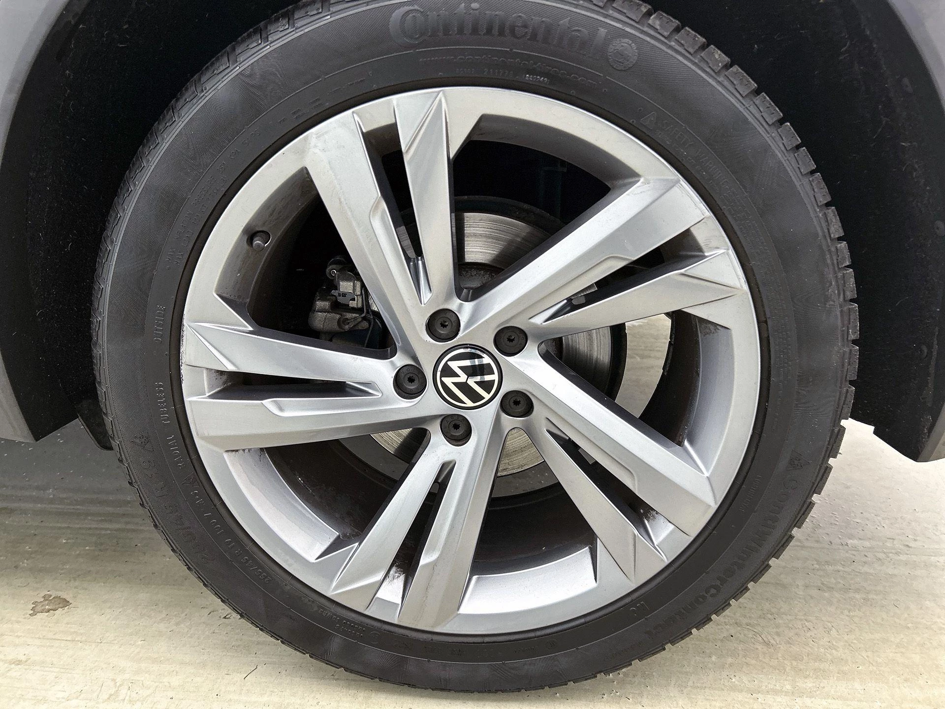 Volkswagen-Tiguan-image-39