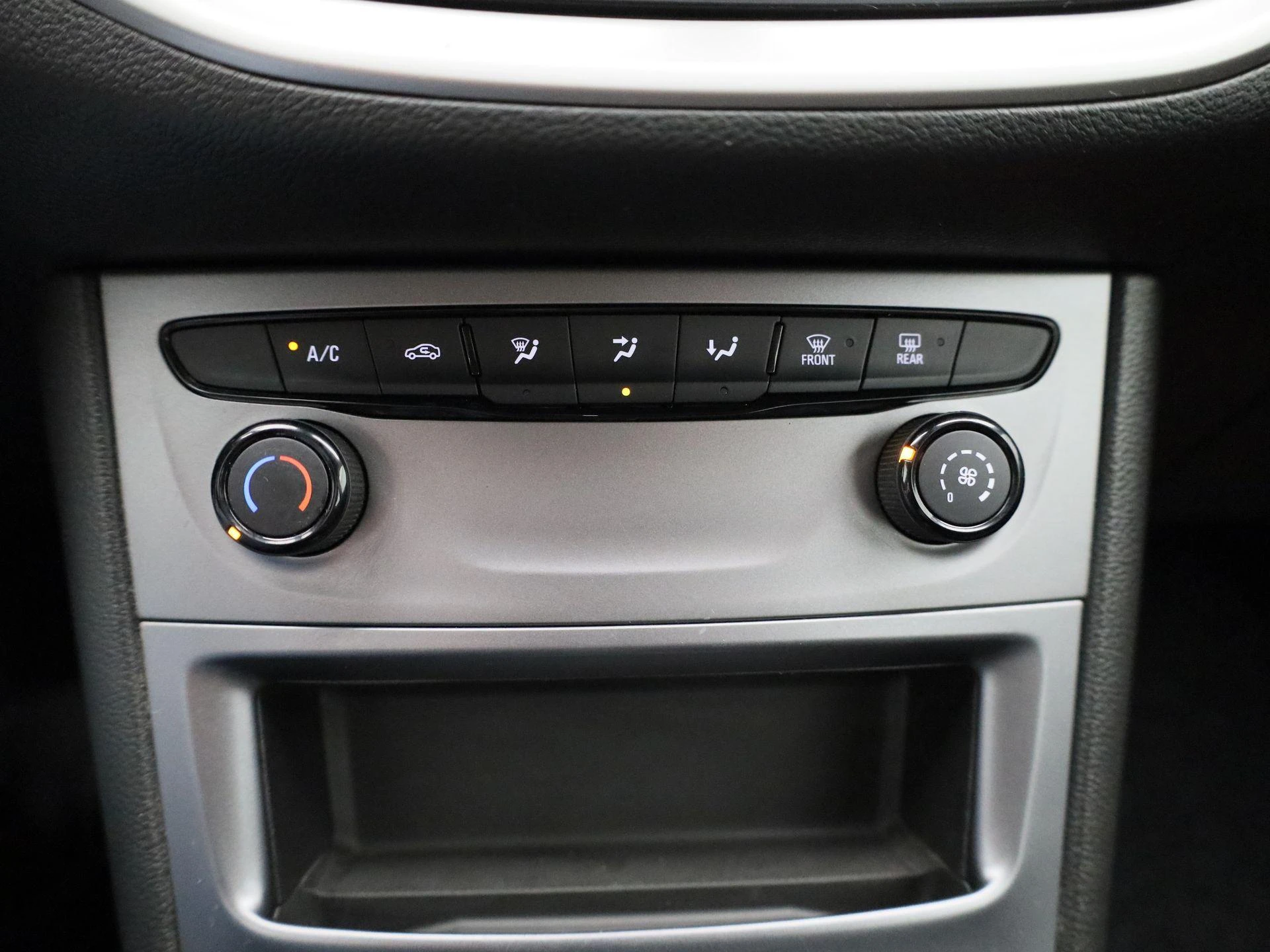 Opel-Astra-image-20