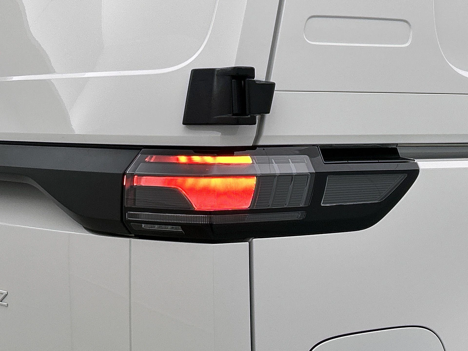Volkswagen-ID. Buzz Cargo-image-28