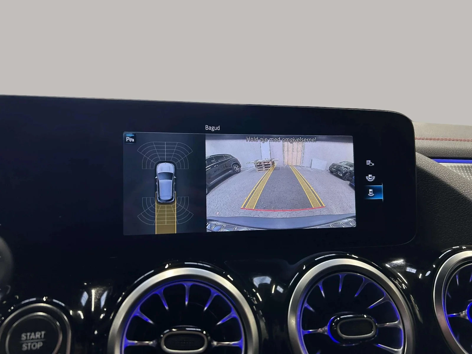 Mercedes-Benz-EQA-image-18