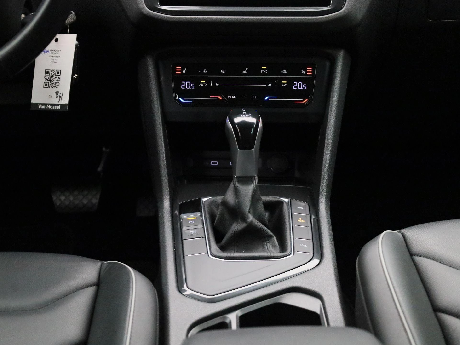 Volkswagen-Tiguan-image-8