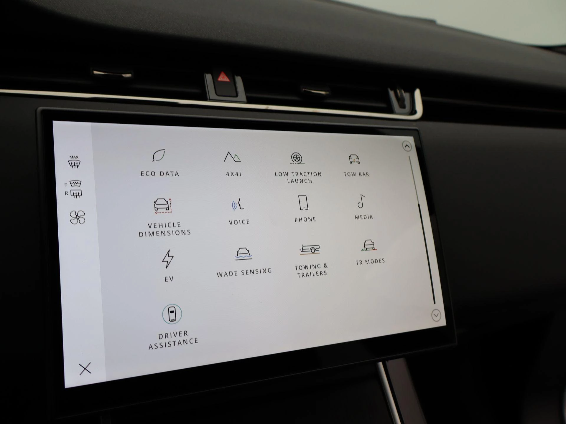 Land Rover-Range Rover Evoque-image-23