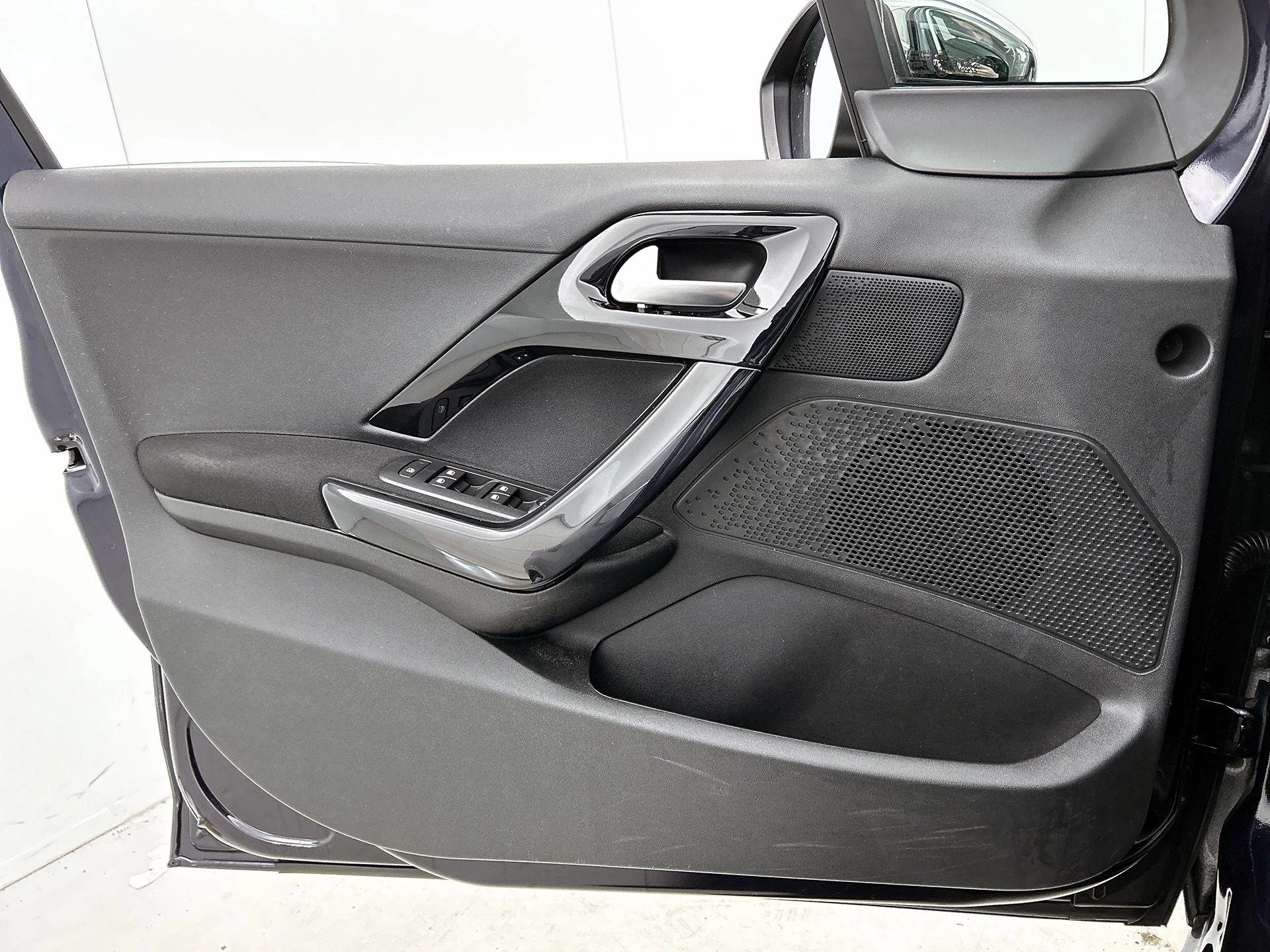 Peugeot-208-image-22