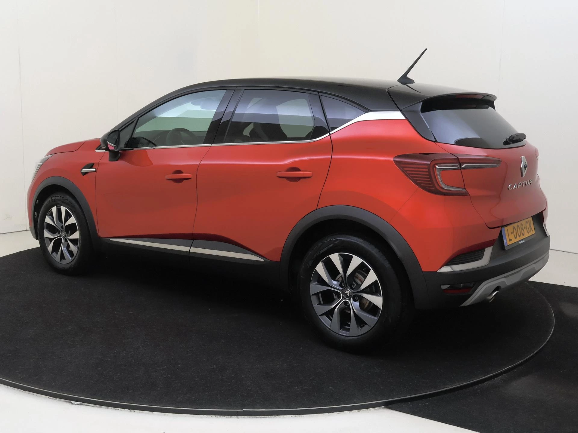 Renault Captur 1.3 TCe 140 Intens