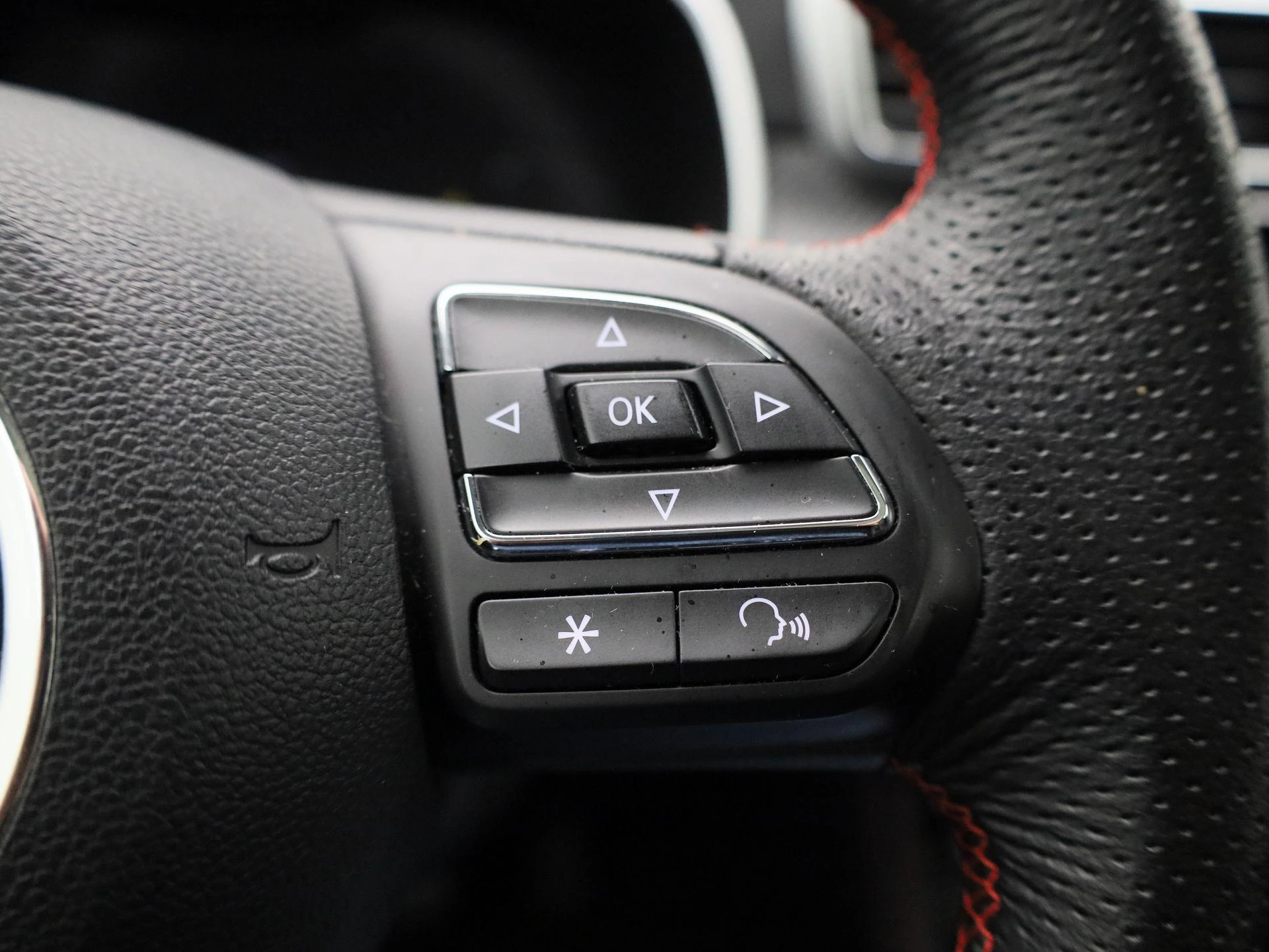MG-ZS EV-image-16