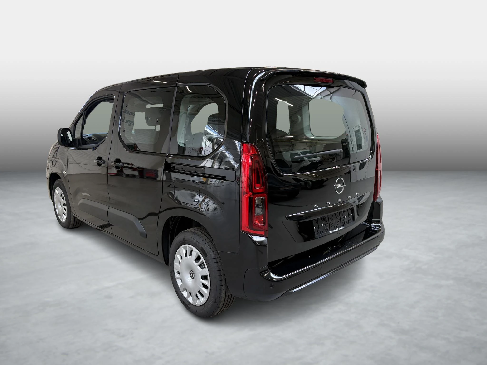 Opel-Combo Life-image-2