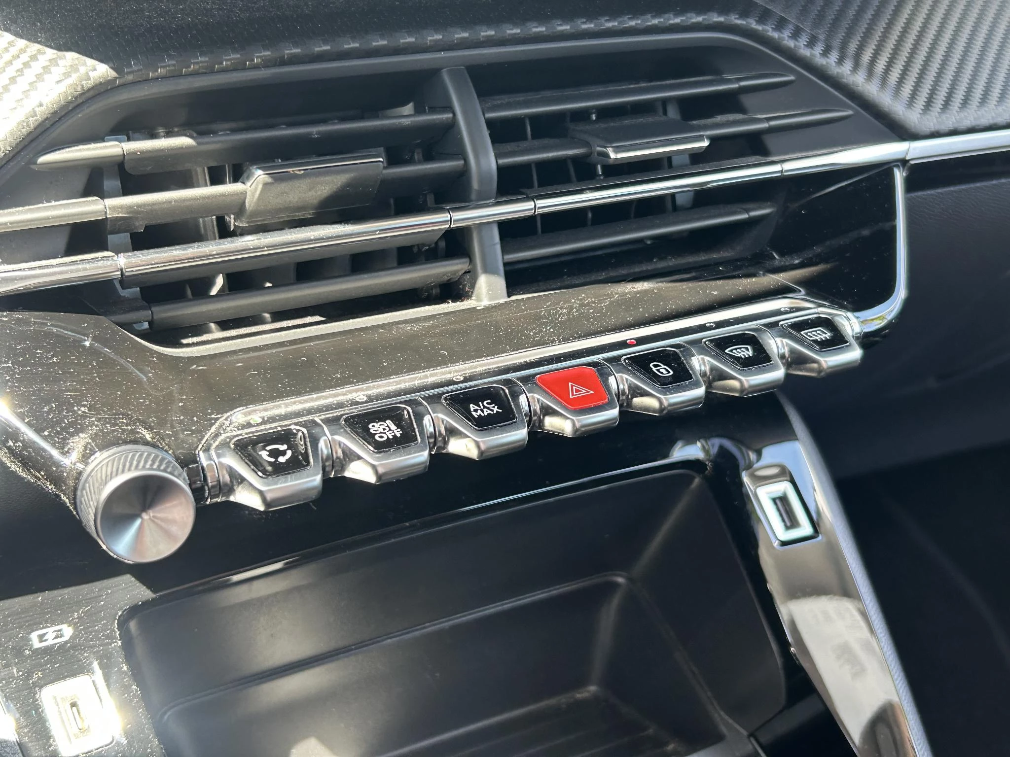 Peugeot-2008-image-17
