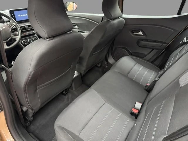Dacia-Sandero Stepway-image-8