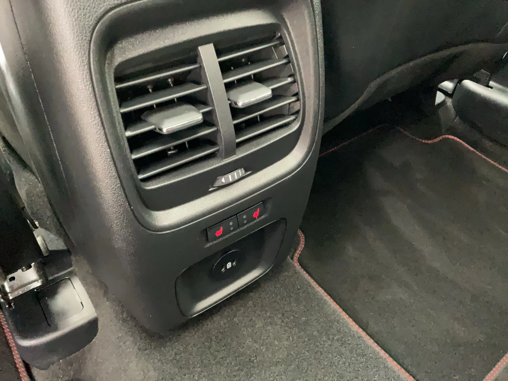 Ford Kuga ST-Line X | ACC | PANO | AHK | KAMERA