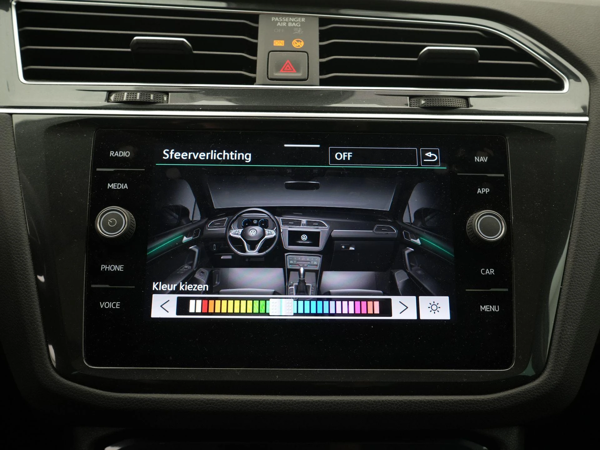 Volkswagen-Tiguan-image-17