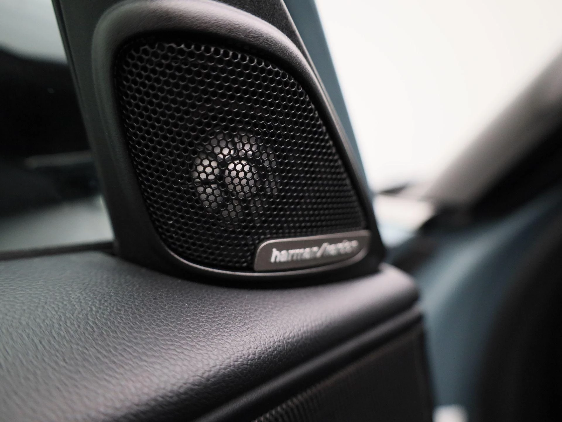 MINI-Countryman-image-40