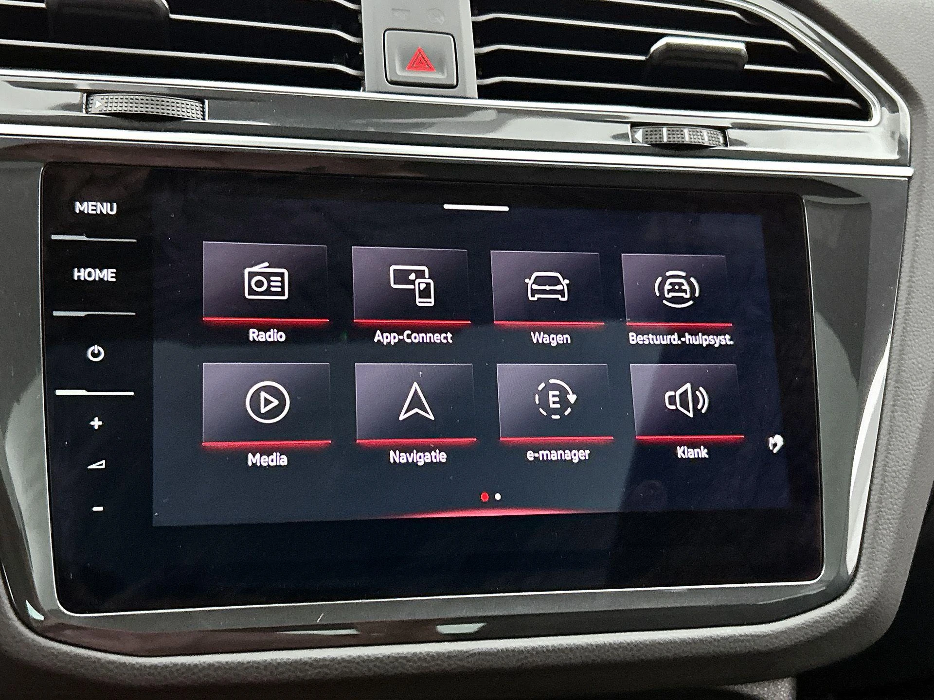 Volkswagen-Tiguan-image-33