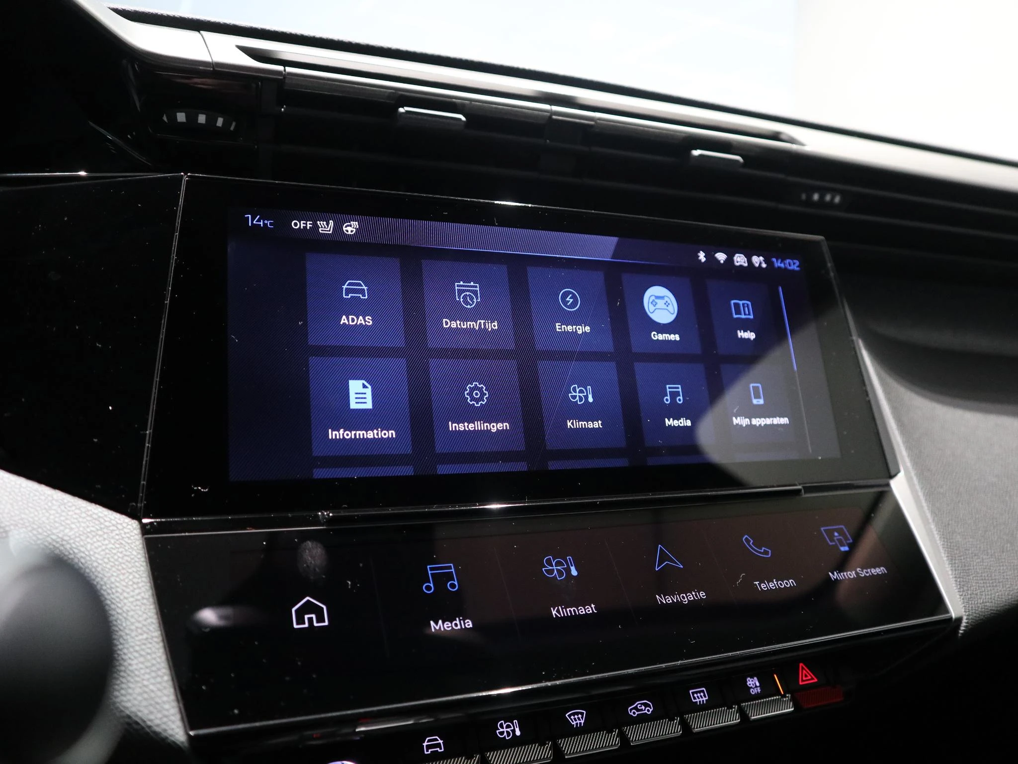 Peugeot-408-image-16