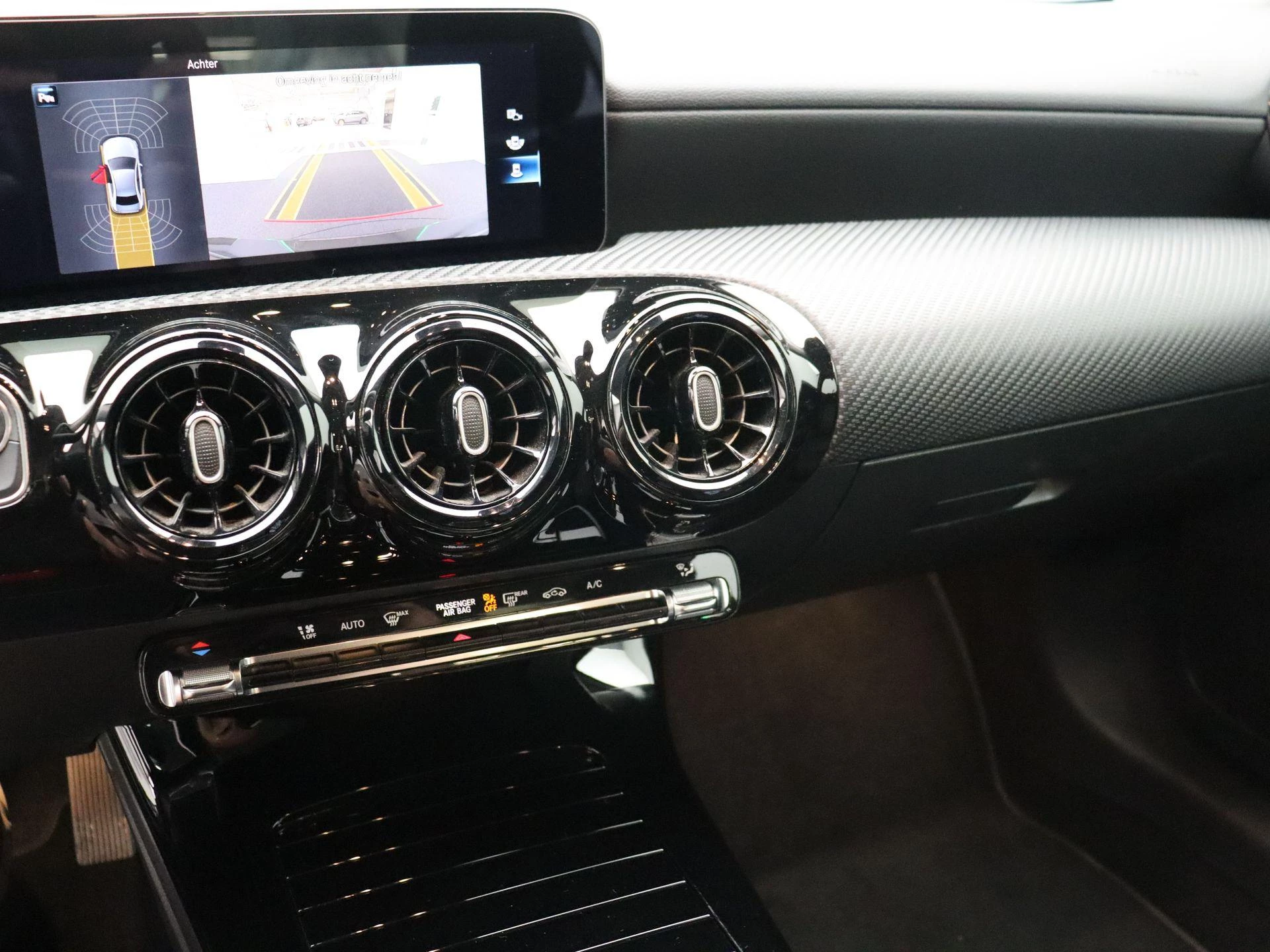 Mercedes-Benz Classe A Limousine 180d Business Solution