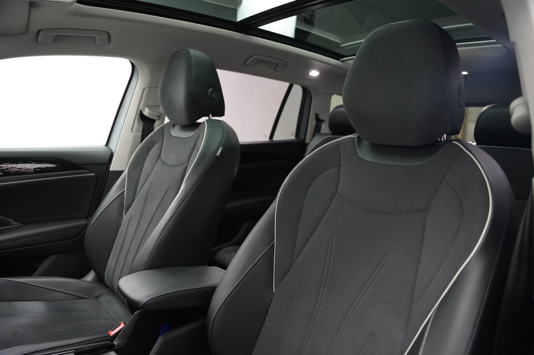 Volkswagen-Tayron-image-22
