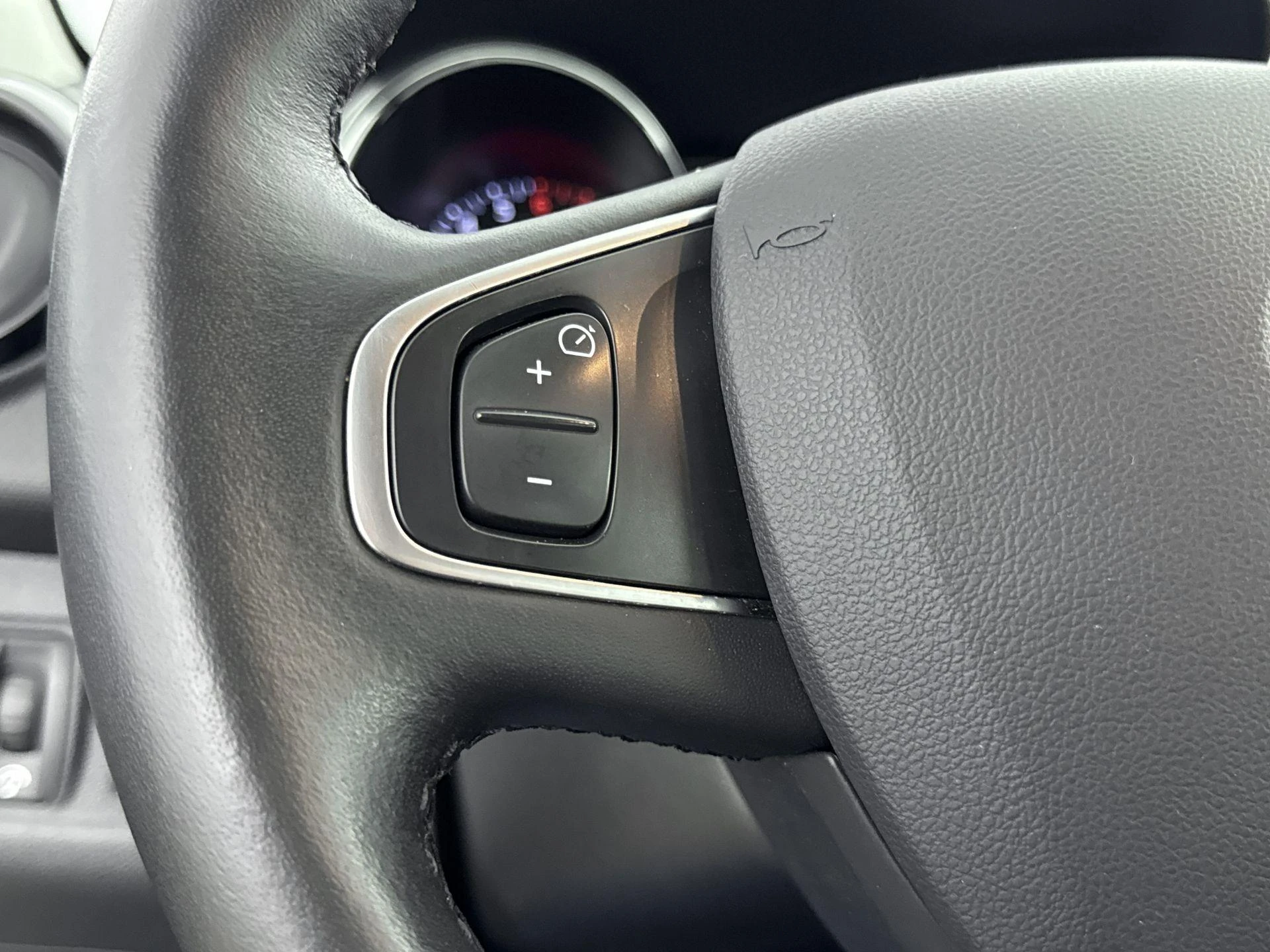 Renault-Clio-image-5