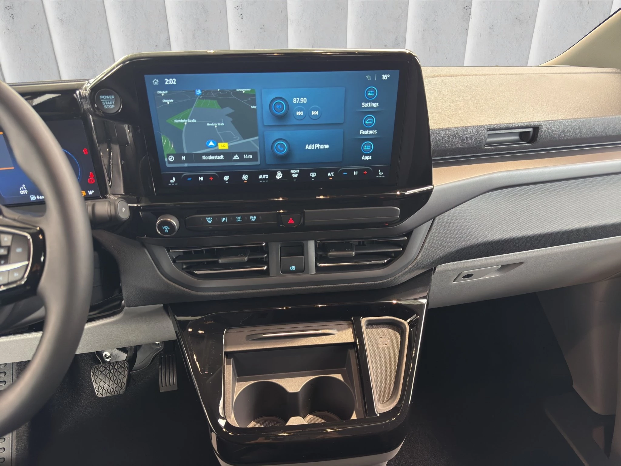 Ford-Tourneo Custom-image-13