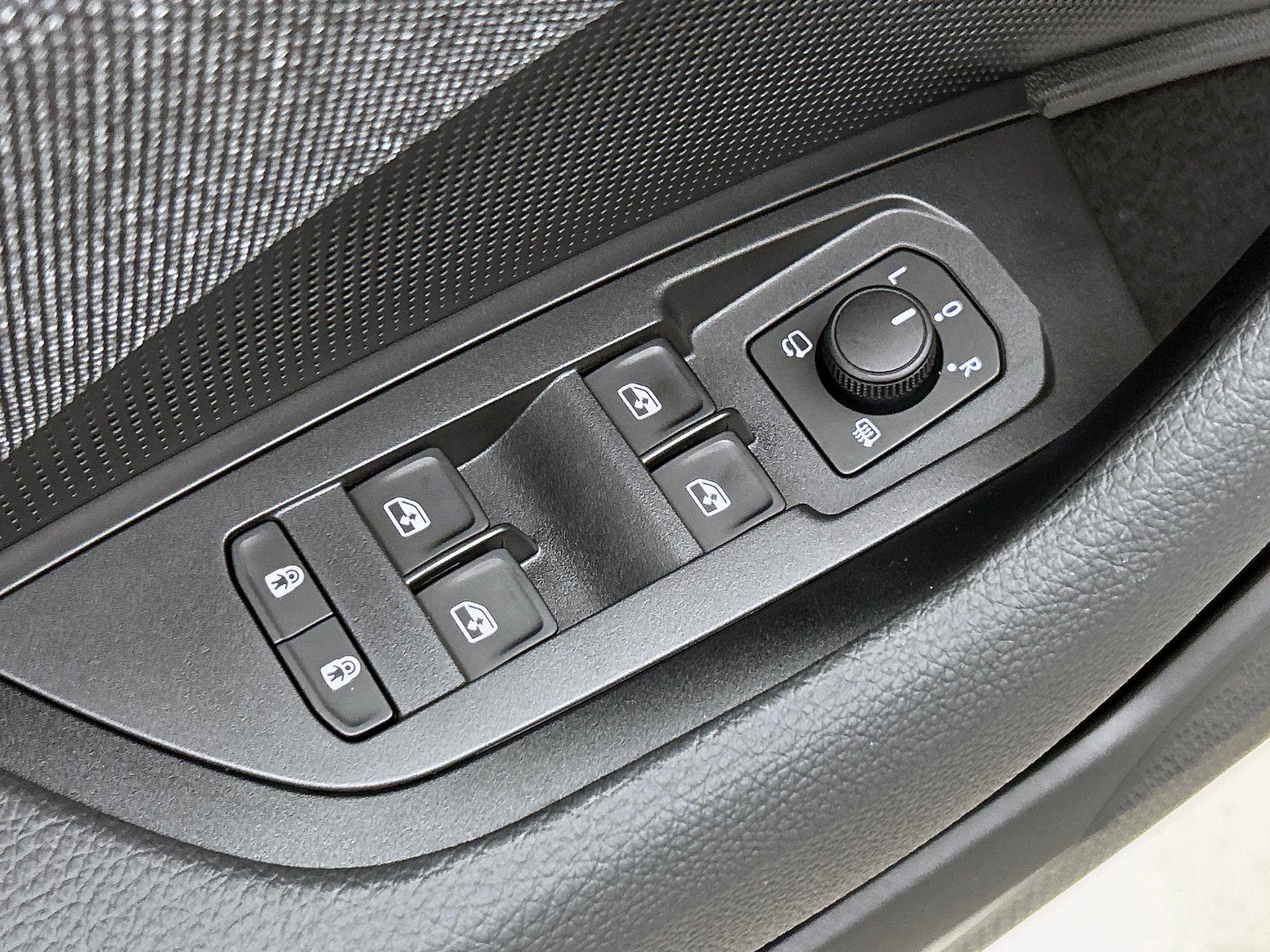 Škoda Kodiaq 1.5 TSI MHEV Business Edition 7p.